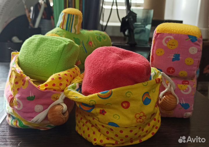 Игрушки погремушки развивашки