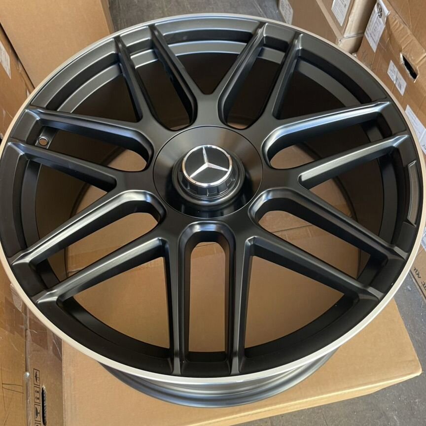 Литые диски Mercedes-Benz 10×R22 5×130