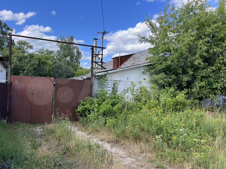 Помещение 194 м², земля 700м²