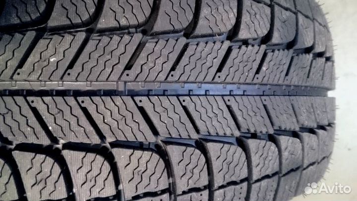 Michelin X-Ice 3 275/40 R20 102H