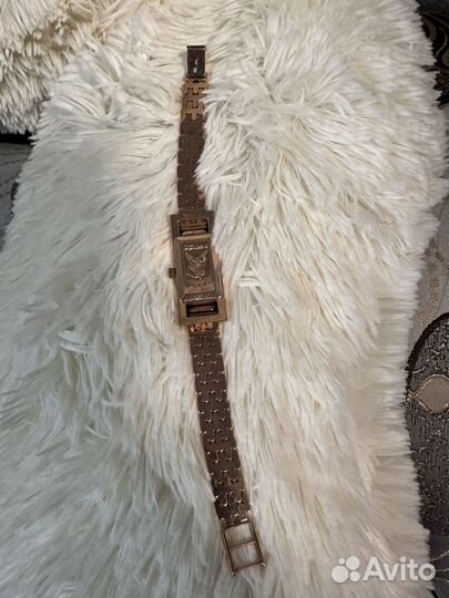 Продам золотые часы