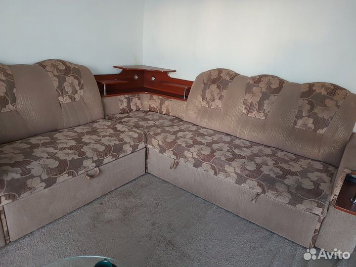 Угловой диван