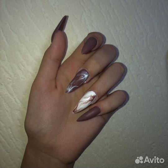 Наращивание ногтей