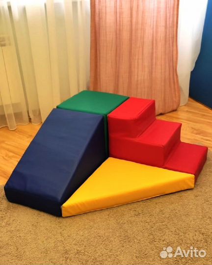 Детский игровой набор из мягких модулей