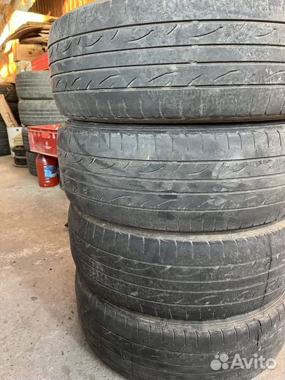 Dunlop SP Sport LM704 215/60 R17