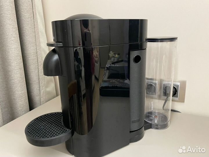 Капсульная кофемашина Nespresso Vertuo plus