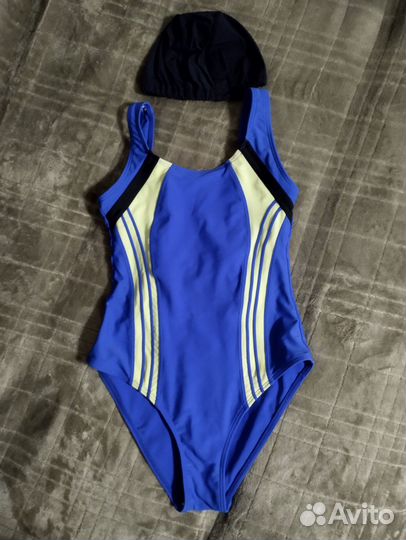 Купальник с шапкой р 140-146