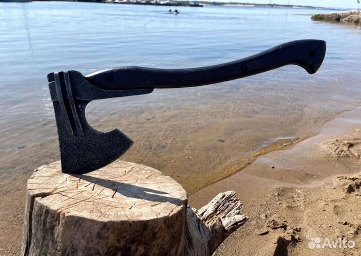 Топор кованый