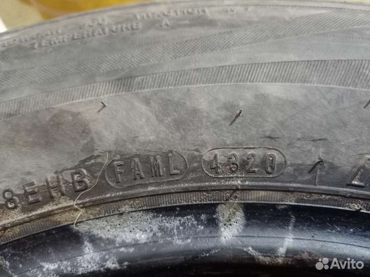 Roadstone Classe Premiere CP672 215/65 R16