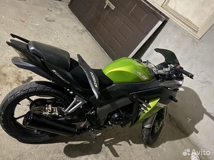 Мотоцикл racer 250