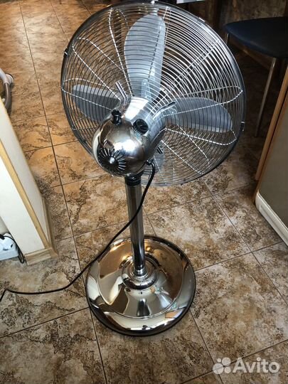Вентилятор напольный