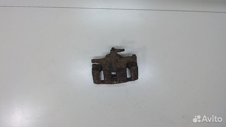 Суппорт Hummer H3, 2008