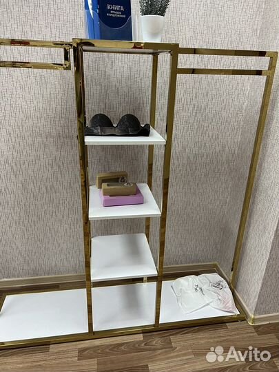 Стойка для одежды напольная