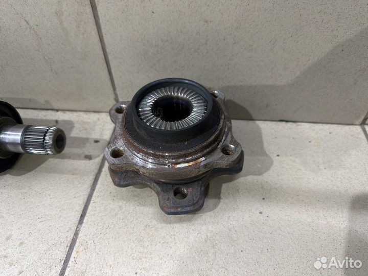 Ступичный подшипник передний BMW G20 G30 xDrive