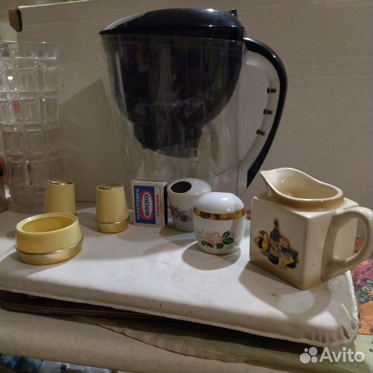 Горчичнеца,селедочница Дулево и др.кухонная утварь