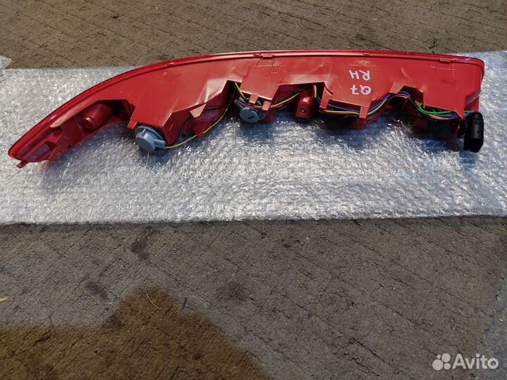 Фонарь заднего бампера левый правый Audi Q7 4L