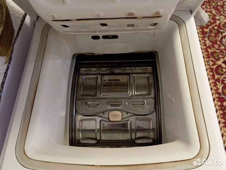 Стиральная машина автомат с вертикальной загрузкой