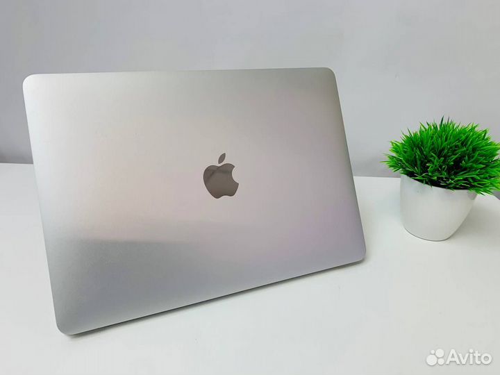 Macbook Pro 12 2017 i5