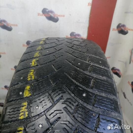 Michelin X-Ice North XIN2 215/65 R16