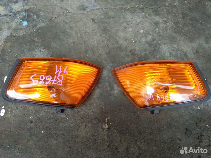 Продам фонари на Ниссан Вингроад