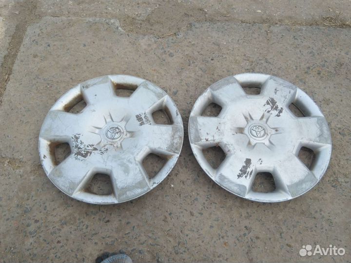 Колпаки Тойота 2527
