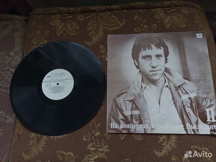 На концертах высоцкого