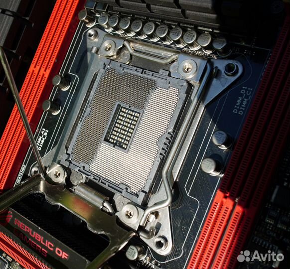 Материнская плата asus Rampage IV gene