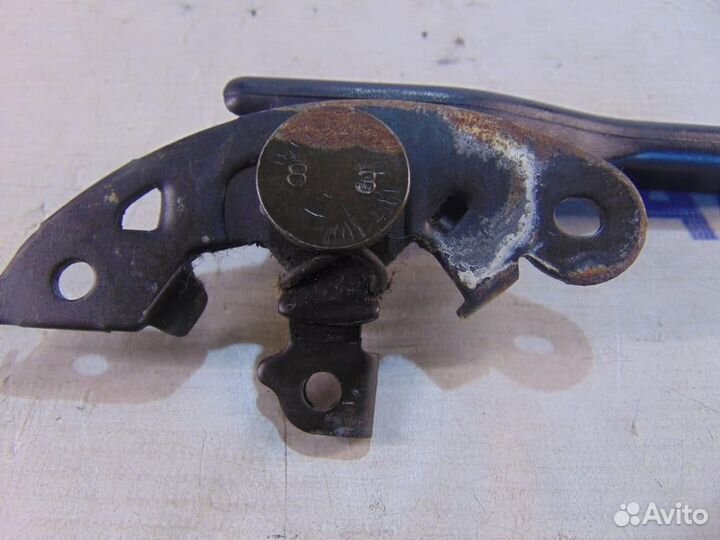 Ручка открывания лючка бензобака для Nissan Cefiro