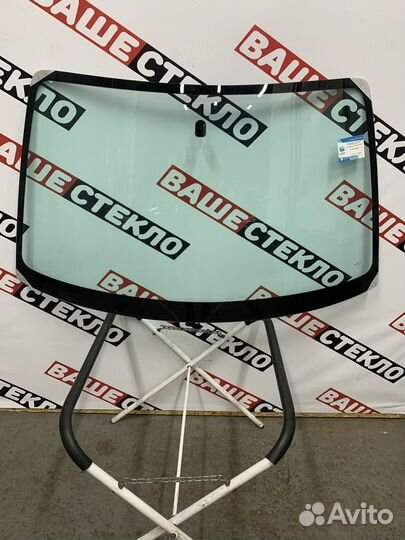 Лобовое стекло Subaru Legacy 3