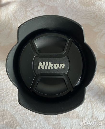 Объектив Nikon 18-105mm
