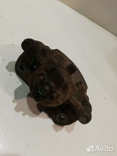 Kia Rio 1 2003 год суппорт передний правый