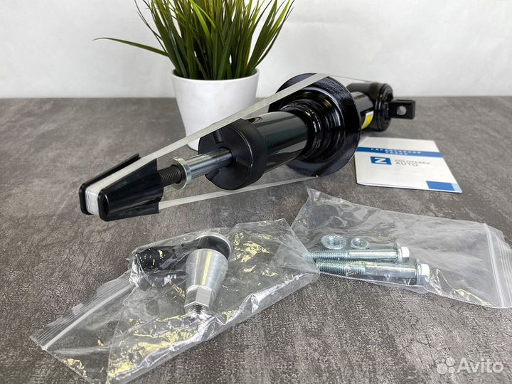 Амортизатор Кадиллак Эскалейд Cadillac Escalade