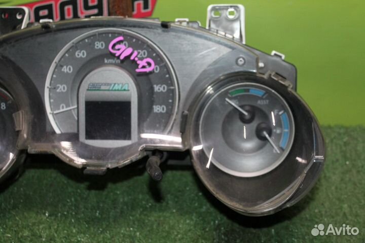 Щиток приборов honda GP1 FIT CVT; атм