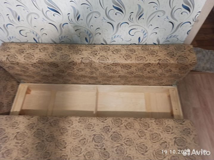 Диван бу