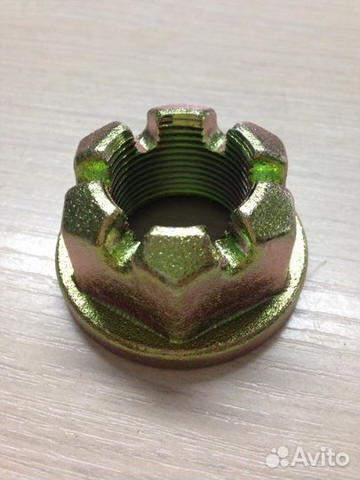 Гайка хвостовика вторичного вала County 430345H000