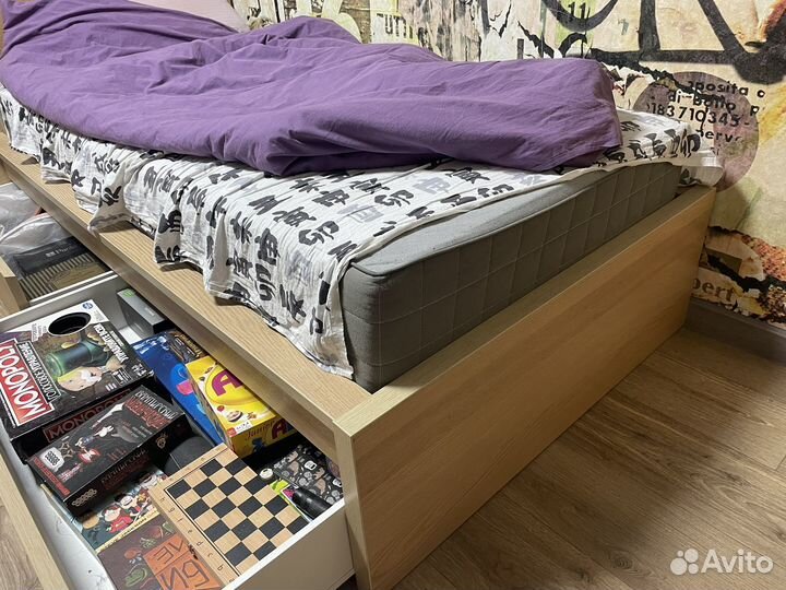 Кровать IKEA malm 90x200