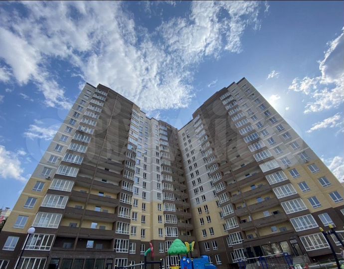 2-к. квартира, 67,6 м², 1/16 эт.