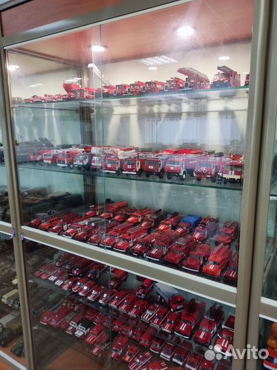 Коллекция моделей пожарных машин 1/43