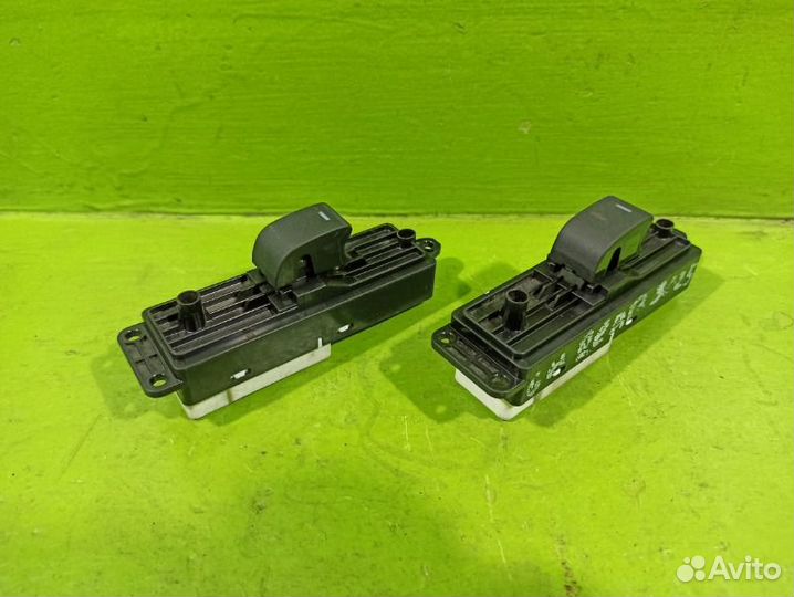 Кнопка стеклоподъемника задняя Mazda 6 GH