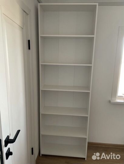 Полка белая в Наличии