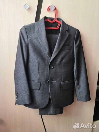 Школьный костюм