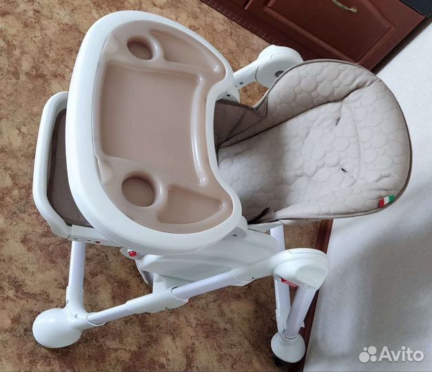 Стульчик для кормления peg perego tatamia новый