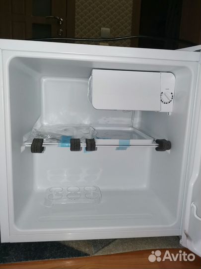 Мини Холодильник Midea новый