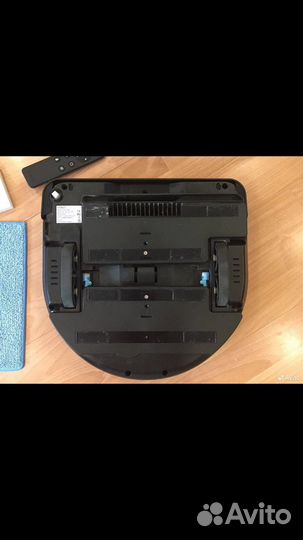 Робот пылесос полотёр hobot 668