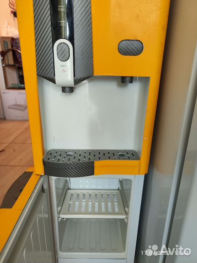 Продаётся кулер напольный с холодильником