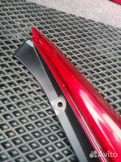 Фонарь задний правый nissan juke