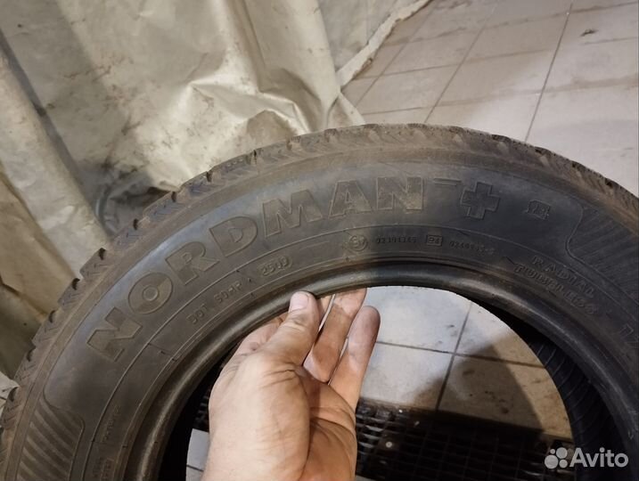 Pirelli Winter Ice Control 215/55 R16