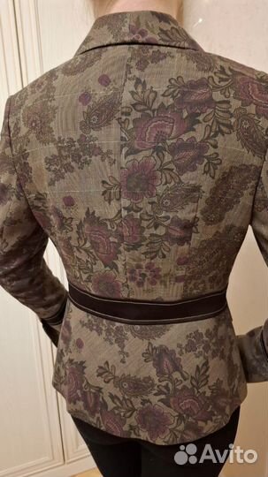 Пиджак женский 46 48