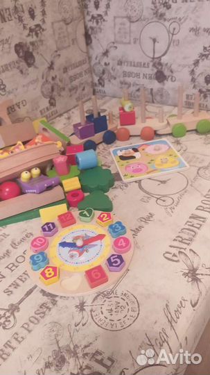 Железная дорога, игрушки из дерева