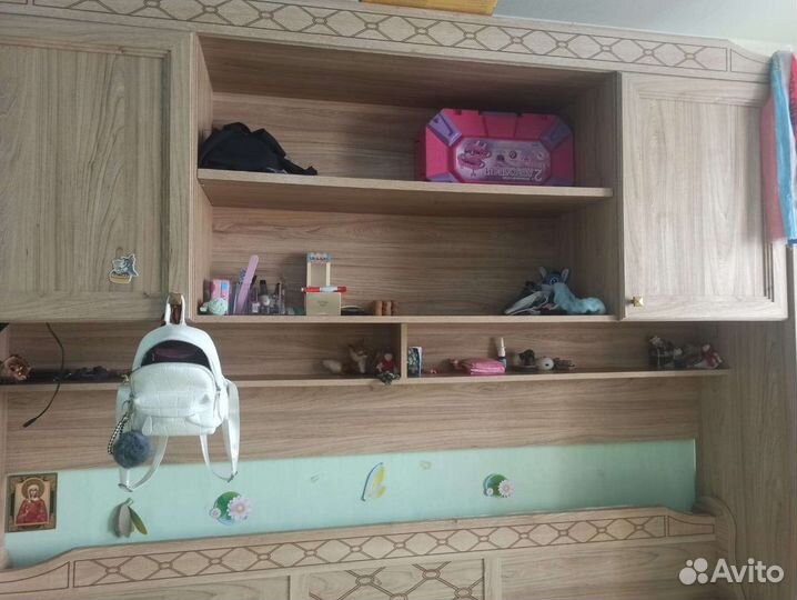 Кровать, шкаф, пенал, стол